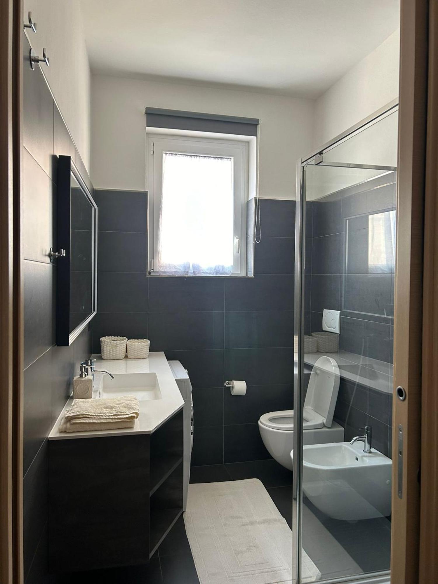 M&M Bergamo Center - Modern Flat With Free Wifi-Netflix And Welcome Italian Coffee Exterior photo